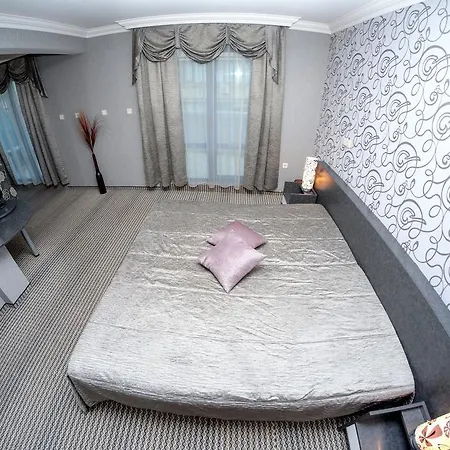 호텔 Haskovo Hotel